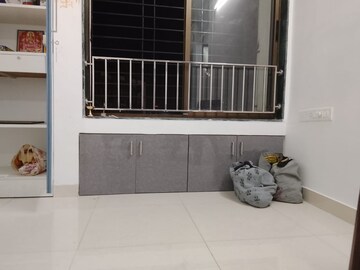 Room in 1 BHK Apartment at Bamandongri – for Rent