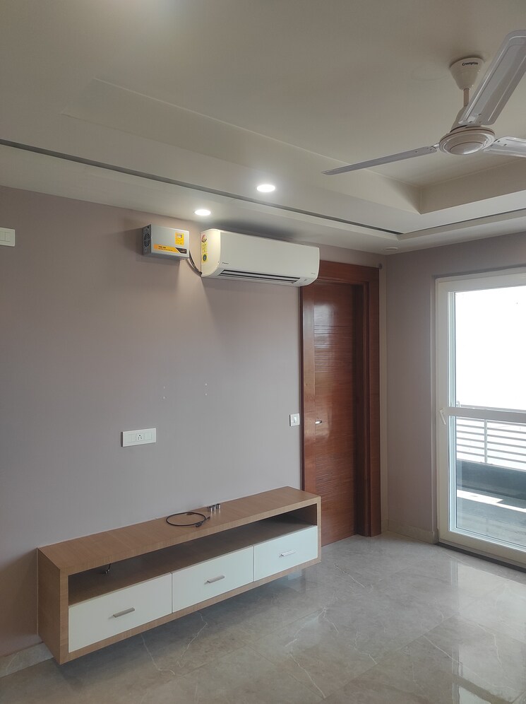 Master Bedroom, sector 51 3 Bedroom 2100 Sq.Ft. Builder Floor In Sector 51 Gurgaon 9688408