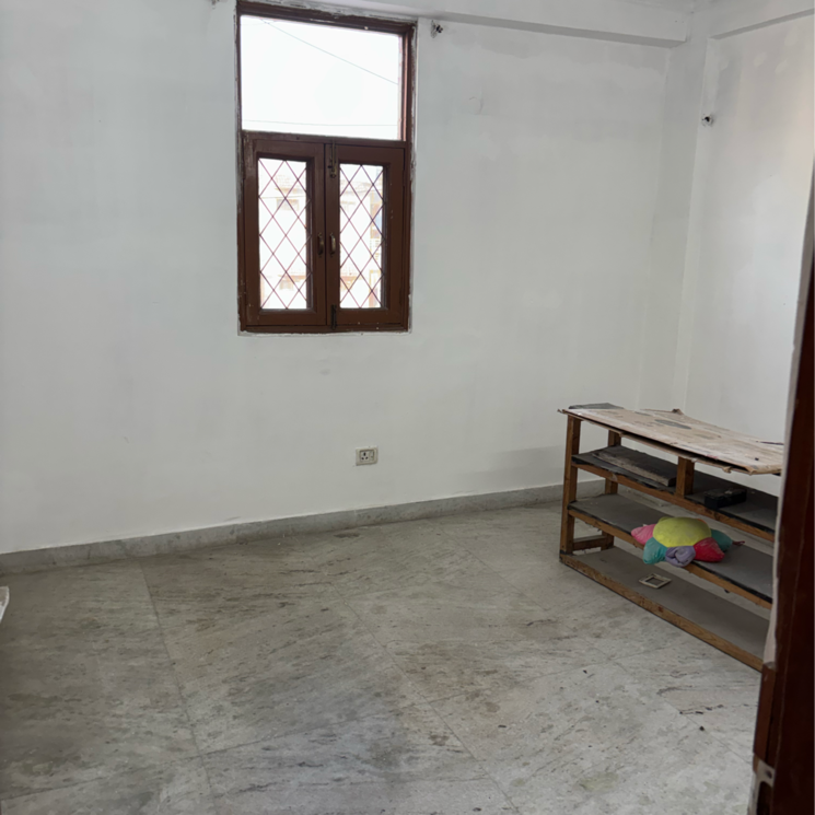 Room, ignou road 1 Bedroom 1200 Sq.Ft. Apartment In Ignou Road Delhi 9688422
