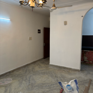 Room in 1 BHK Apartment at Ignou Road – for Rent