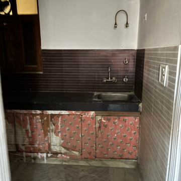 Kitchen in 1 BHK Apartment at Ignou Road – for Rent