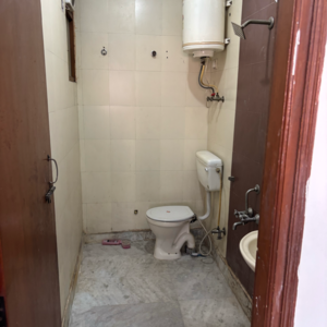 Bathroom in 1 BHK Apartment at Ignou Road – for Rent