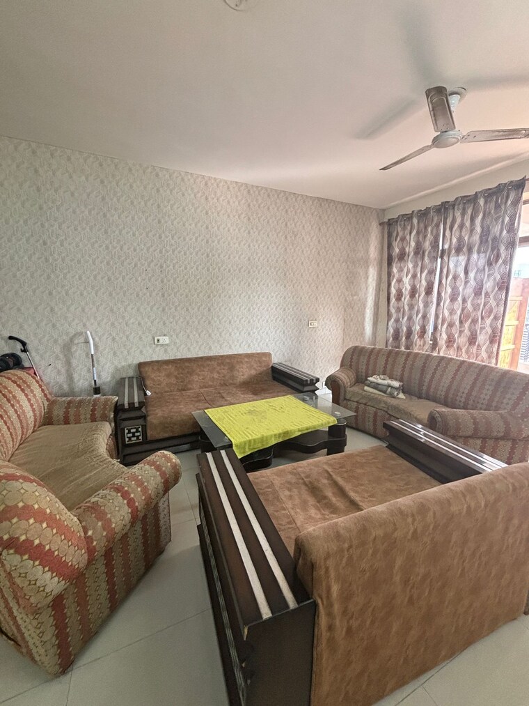Living Room, pareena-laxmi-apartments 2 Bedroom 453 Sq.Ft. Apartment In Sector 99 Gurgaon 9688486
