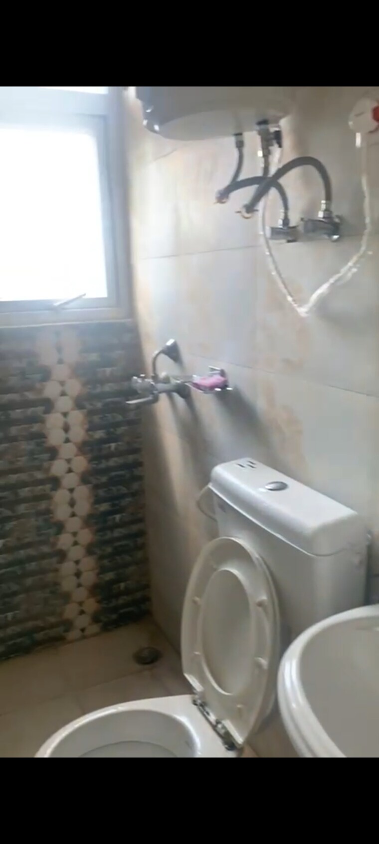 Bathroom, signature-the-serenas 2 Bedroom 532 Sq.Ft. Apartment In Sohna Sector 36 Gurgaon 9688511