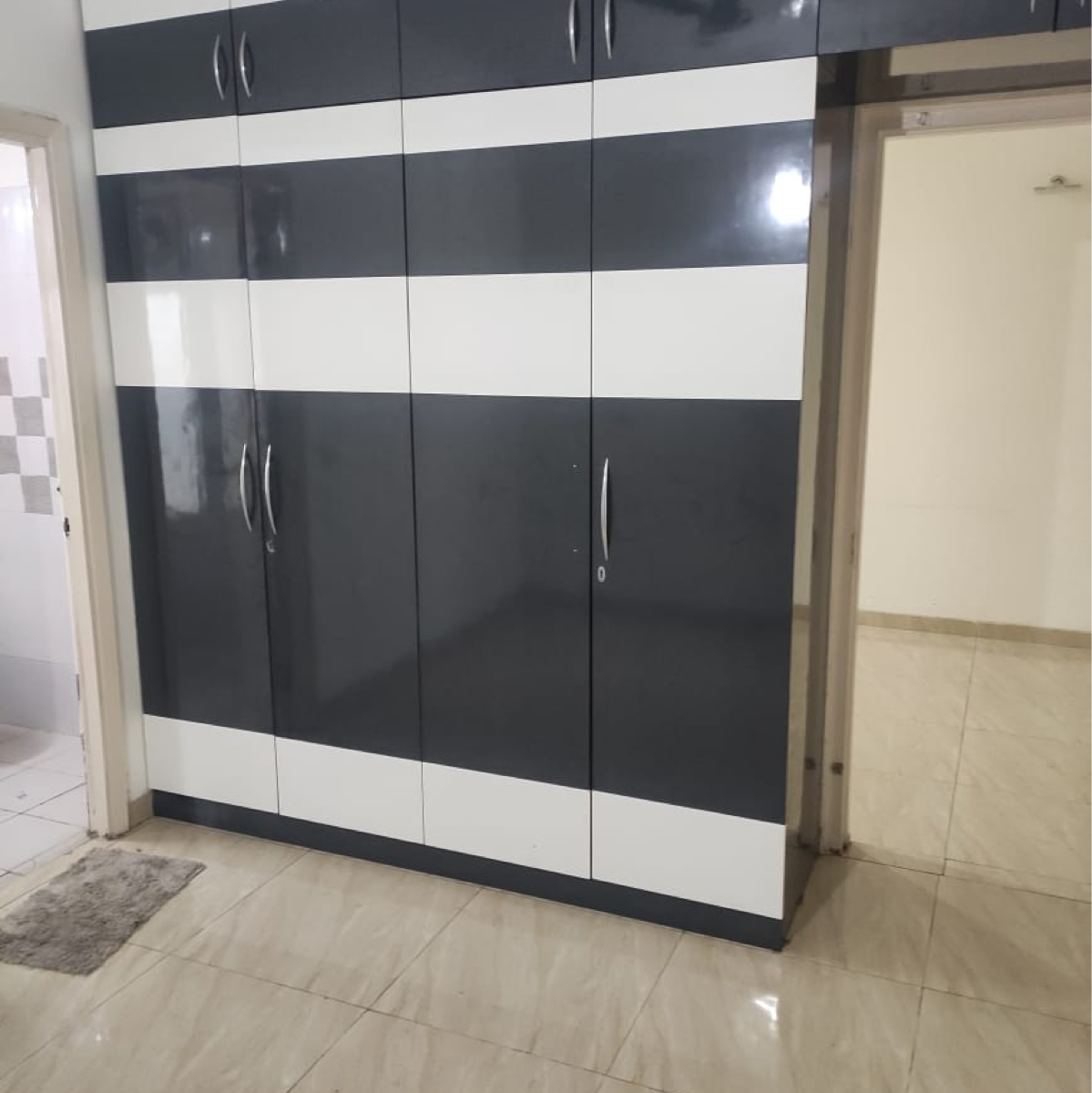 2 BHK Apartment For Rent in Gaur 14th Avenue High Street