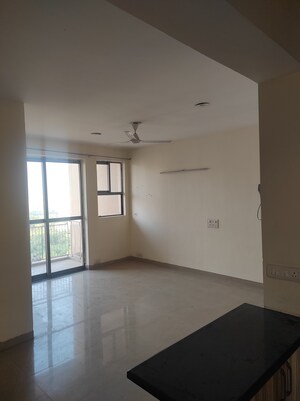 Living Room in 3 BHK Builder Floor at Unitech The Residences Sector 33, Sector 33 – for Rent