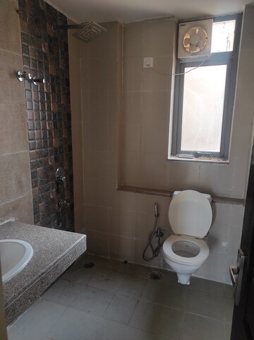 Bathroom in 3 BHK Builder Floor at Unitech The Residences Sector 33, Sector 33 – for Rent