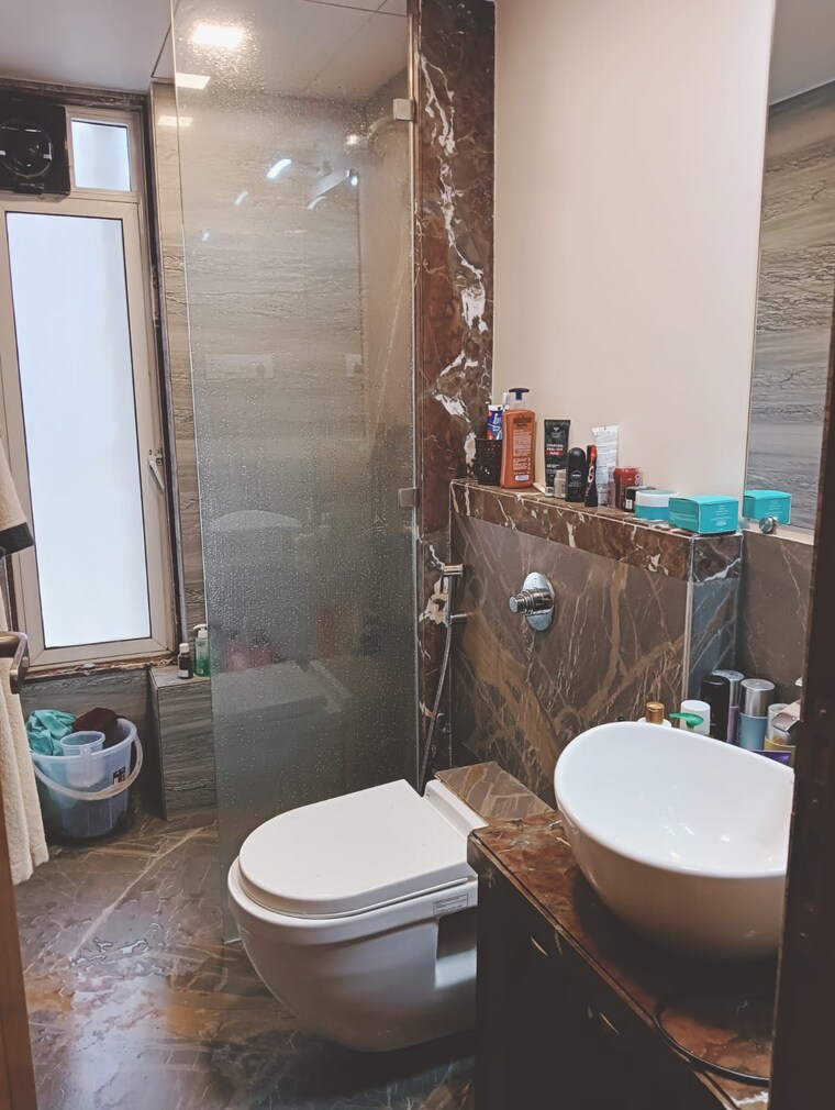 Bathroom, ekta-eros 3 Bedroom 1600 Sq.Ft. Apartment In Khar West Mumbai 9688516