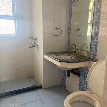 Bathroom in 3.5 BHK Apartment at Bestech Park View Residency, Sarai Allwardi – for Sale