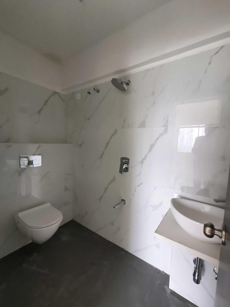 Bathroom, alliance-fortuna-blue 2 Bedroom 749 Sq.Ft. Apartment In Lower Parel Mumbai 9688498