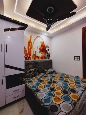 Bedroom in 2.5 BHK Builder Floor at Uttam Nagar – for Sale