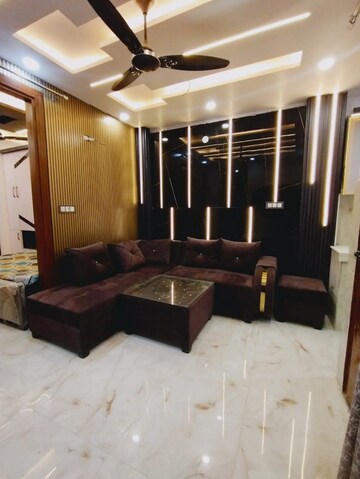 Living Room in 2.5 BHK Builder Floor at Uttam Nagar – for Sale