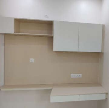 Furnished Amenities in 3 BHK Apartment at L&T Raintree Boulevard Phase 2, Nh 7 – for Rent