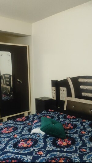 Room in 2 BHK Apartment at Mittal Rajnagar Residency, Raj Nagar Extension – for Rent