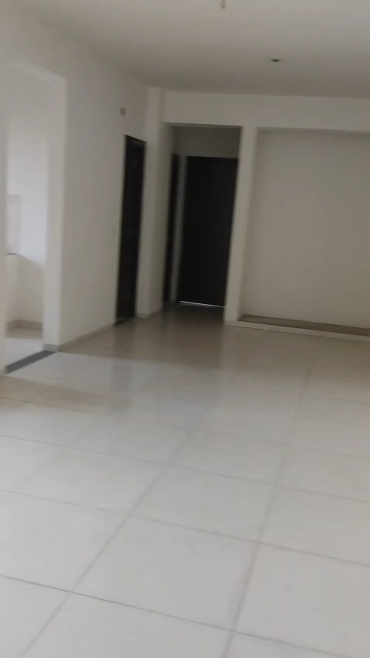 Room, bptp-discovery-park 3 Bedroom 1625 Sq.Ft. Apartment In Sector 80 Faridabad 9688682