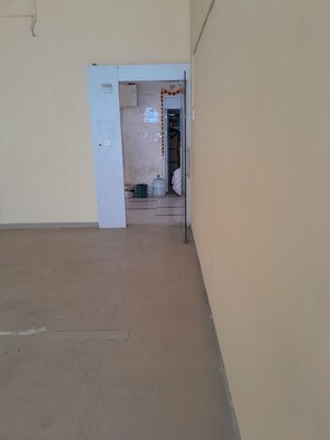 Room in  Office Space at Borivali East – for Rent
