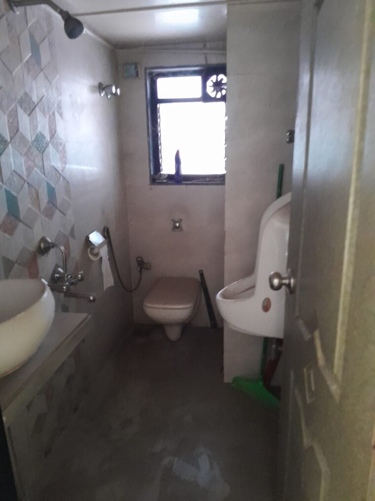 Bathroom, borivali east Commercial Office Space 600 Sq.Ft. In Borivali East Mumbai 9688694
