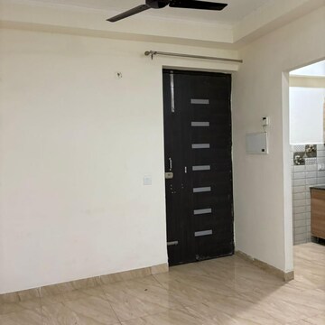 Room in 2 BHK Apartment at RG Luxury Homes Phase II, Chipyana Khurd Urf Tigri – for Rent