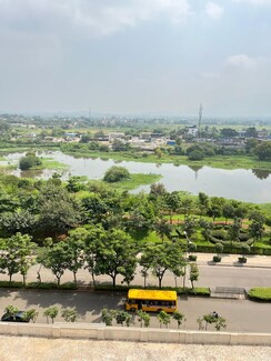 1.5 BHK Apartment For Sale in Lodha Palava City Lakeshore Greens