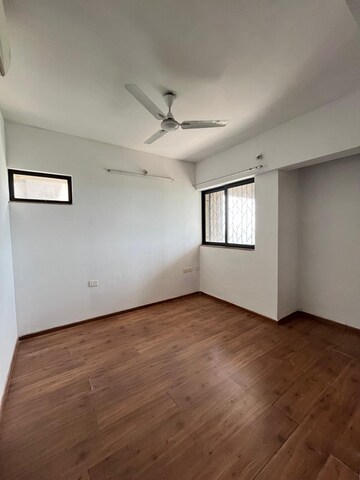 Room in 1.5 BHK Apartment at Lodha Palava City Lakeshore Greens, Dombivli East – for Sale