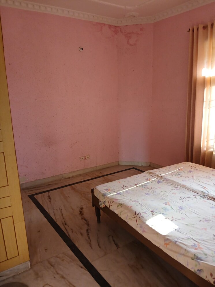 Bedroom, sector 7 3 Bedroom 3000 Sq.Ft. Independent House In Sector 7 Chandigarh 9688732