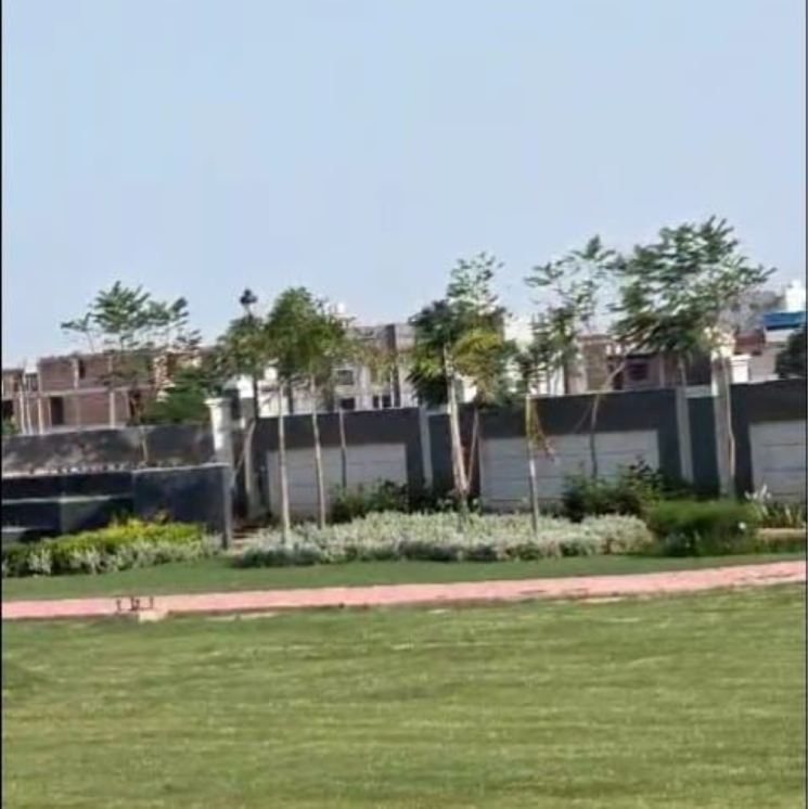 Garden, gt road  140 Sq.Yd. Plot In Gt Road Panipat 9688731