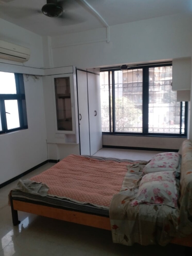 Bedroom, juhu-scheme 3 Bedroom 1100 Sq.Ft. Apartment In Juhu Mumbai 9688774