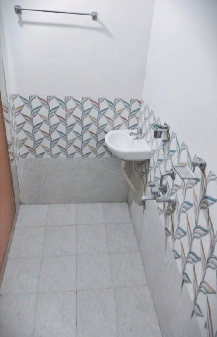 Bathroom, manikonda 2 Bedroom 1110 Sq.Ft. Apartment In Manikonda Hyderabad 9688729