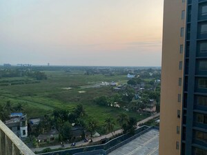 Plot Area in 2 BHK Apartment at Godrej Seven, Joka – for Rent