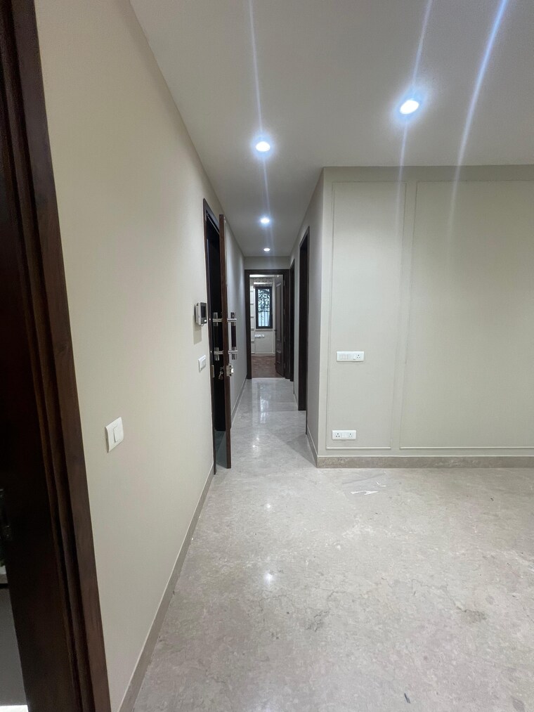 Room, safdarjung enclave 3 Bedroom 1125 Sq.Ft. Builder Floor In Safdarjung Enclave Delhi 9688820