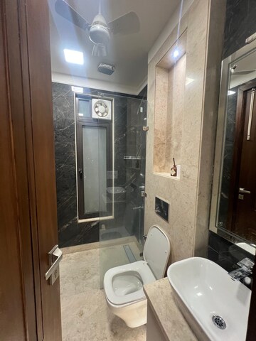 Bathroom in 3 BHK Builder Floor at Safdarjung Enclave – for Rent