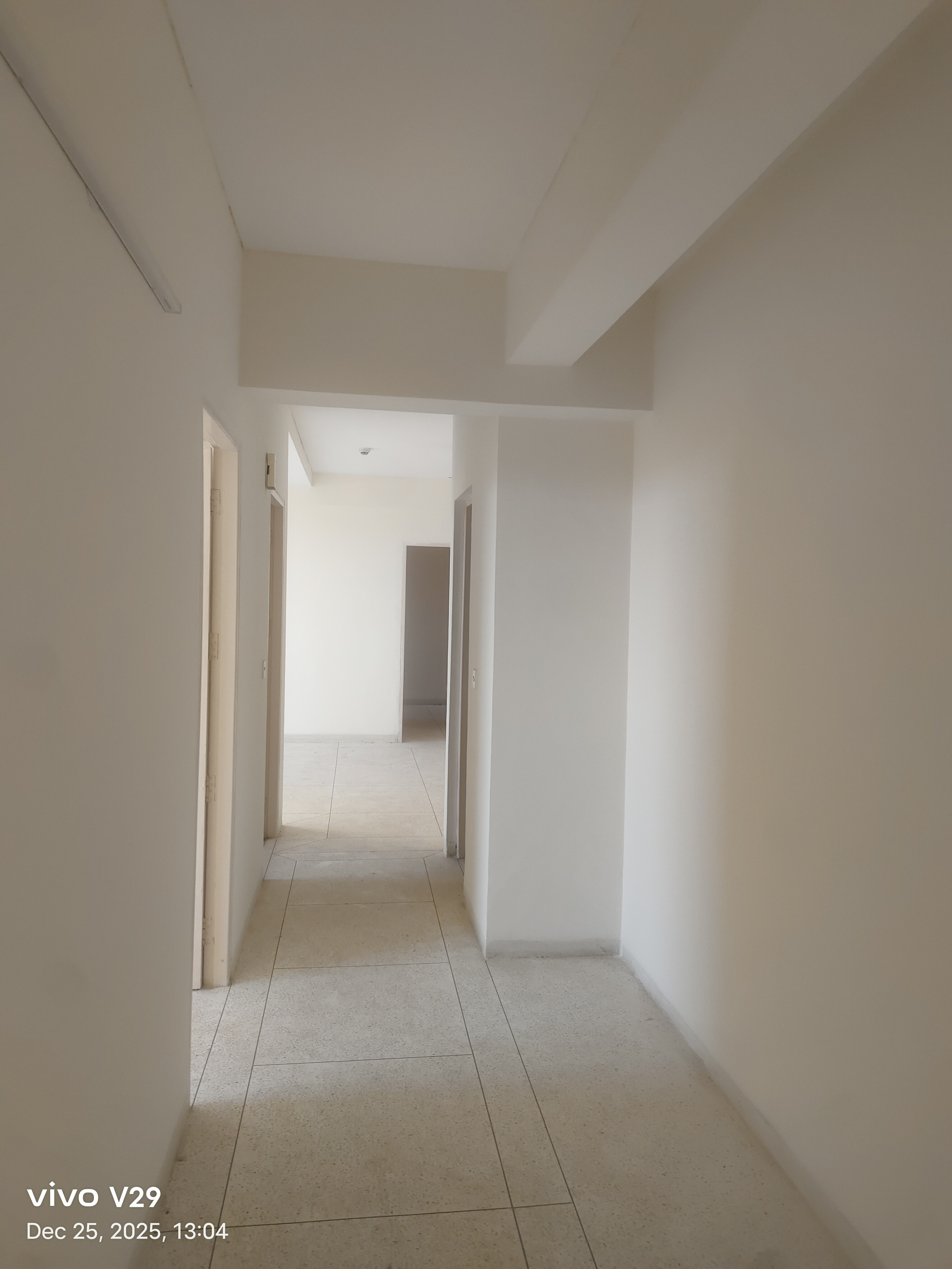 3 BHK 1377 Sq.Ft. Apartment in DLF The Carlton Estate