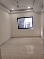 3 BHK + Servant Room,Study Room 1500 Sq.Ft. Builder Floor in Green Park