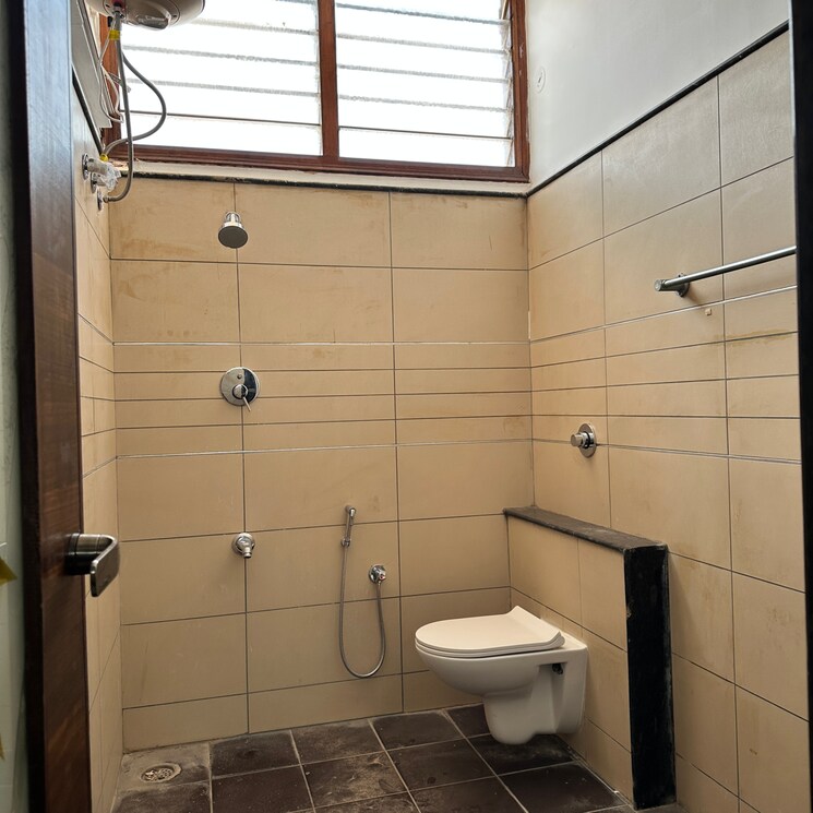 Bathroom, banashankari 3rd stage 3 Bedroom 3000 Sq.Ft. Builder Floor In Banashankari 3rd Stage Bangalore 9688845