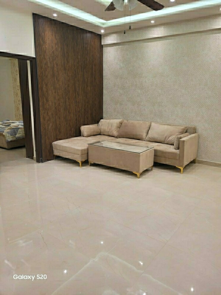 Living Room, ambala highway 3 Bedroom 122 Sq.Yd. Builder Floor In Ambala Highway Zirakpur 9688863
