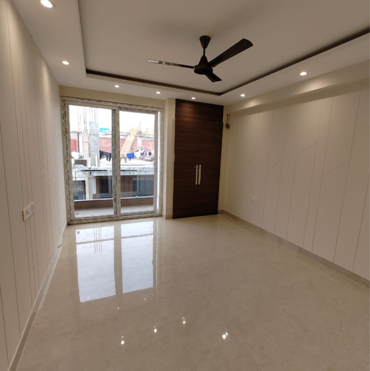 Room, lajpat nagar i 3 Bedroom 1800 Sq.Ft. Builder Floor In Lajpat Nagar I Delhi 9688866