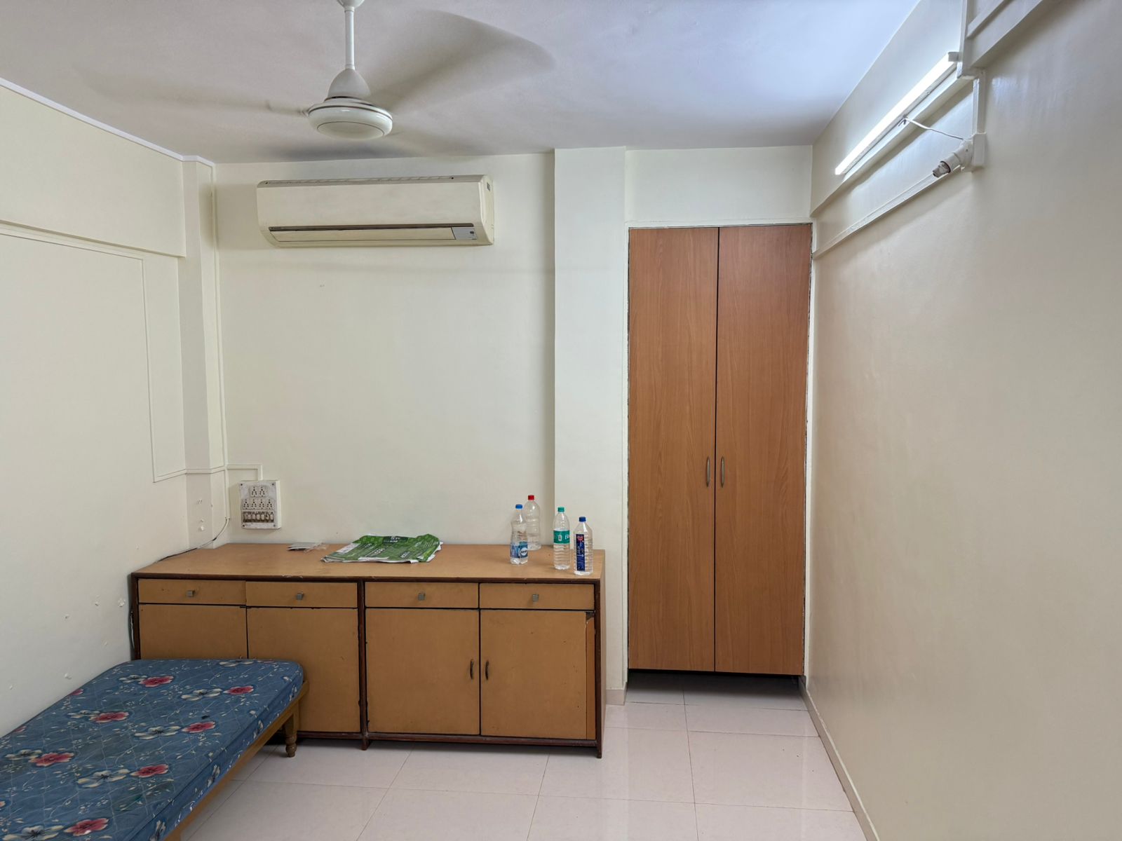 2 BHK + Pooja Room Apartment For Rent in Ganga Puram CHS