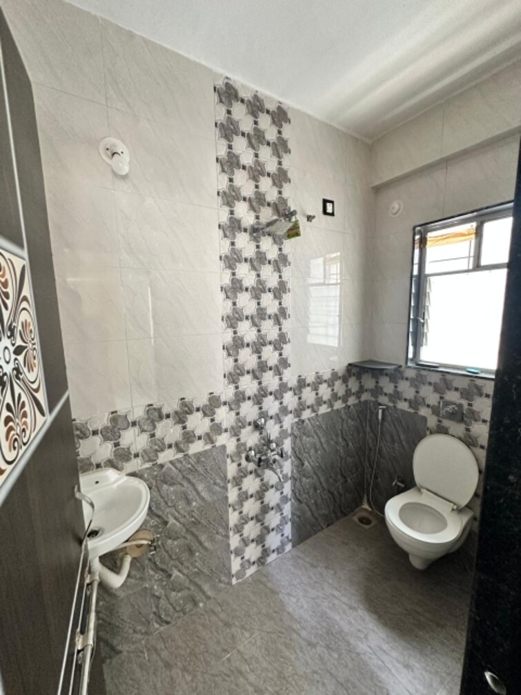 Bathroom, baner 2 Bedroom 812 Sq.Ft. Apartment In Baner Pune 9688867
