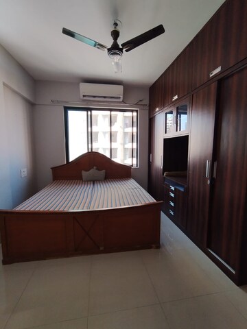 Bedroom in 3 BHK Apartment at Vijay Residency II, Ghodbunder Road – for Rent
