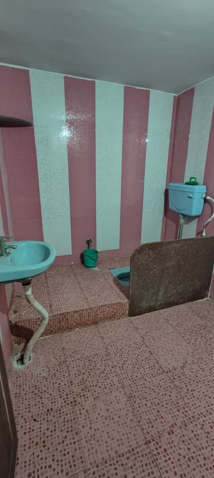 Bathroom, bhatagaon 3 Bedroom 1400 Sq.Ft. Independent House In Bhatagaon Raipur 9688879