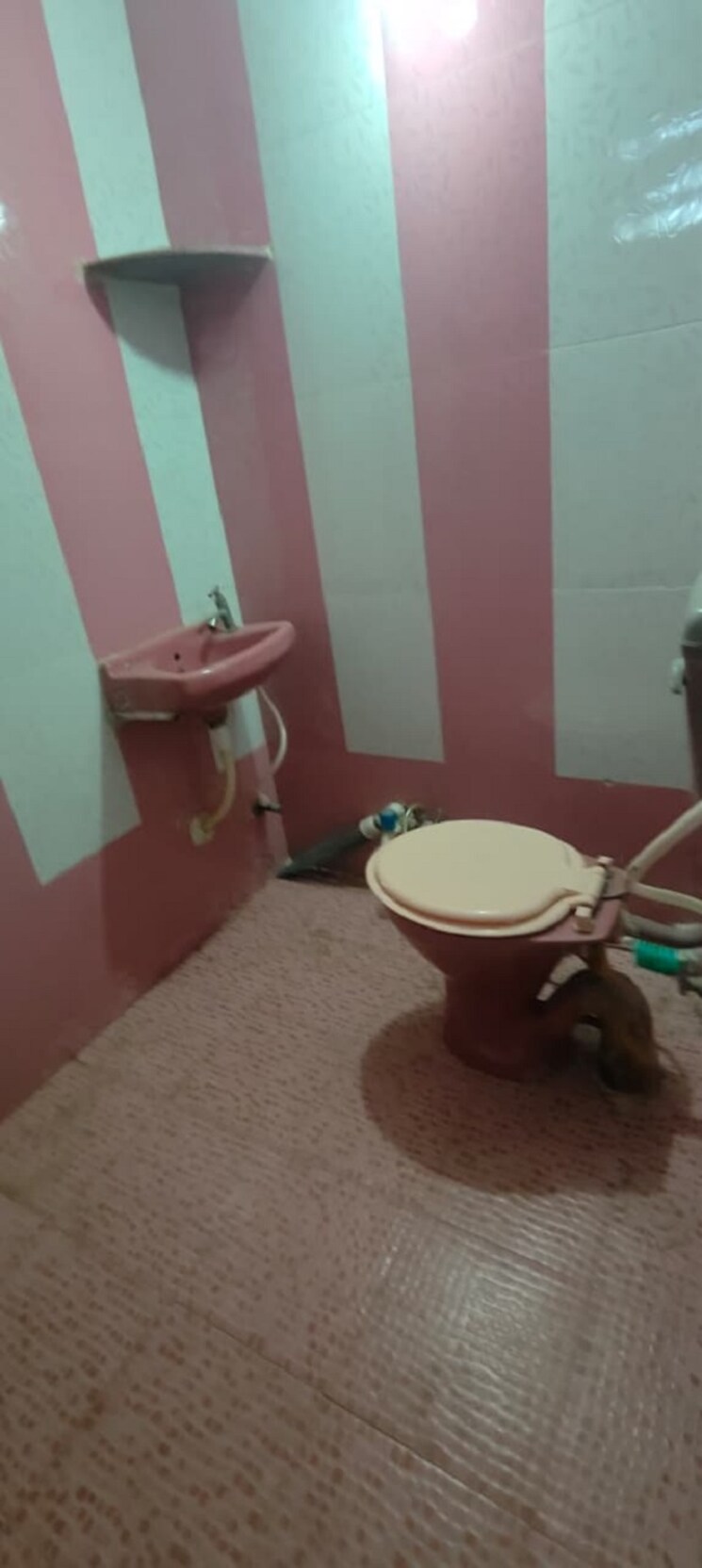 Bathroom, bhatagaon 3 Bedroom 1400 Sq.Ft. Independent House In Bhatagaon Raipur 9688879