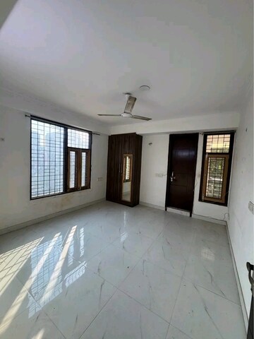 Room in 2 BHK Builder Floor at Chattarpur – for Rent