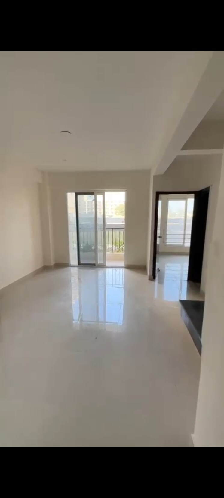 Room, signature-the-serenas 2 Bedroom 532 Sq.Ft. Apartment In Sohna Sector 36 Gurgaon 9688907