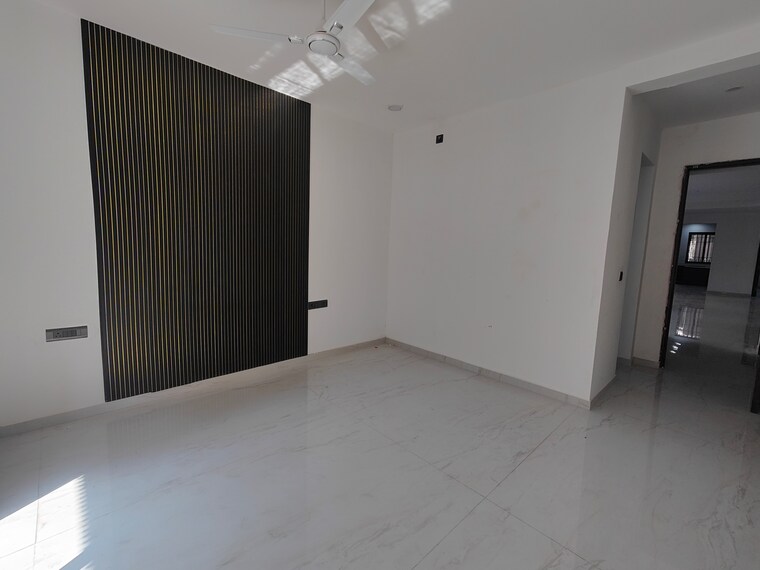 Room, cunningham-apartments 3 Bedroom 2300 Sq.Ft. Apartment In Vasanth Nagar Bangalore 9688901