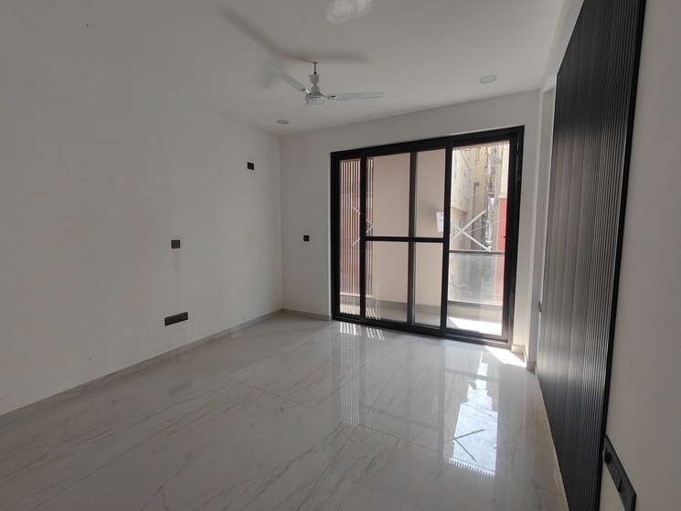 Room, cunningham-apartments 3 Bedroom 2300 Sq.Ft. Apartment In Vasanth Nagar Bangalore 9688901