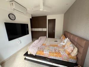 Bedroom in 3 BHK Apartment at Shapoorji Pallonji Vicinia, Powai – for Rent