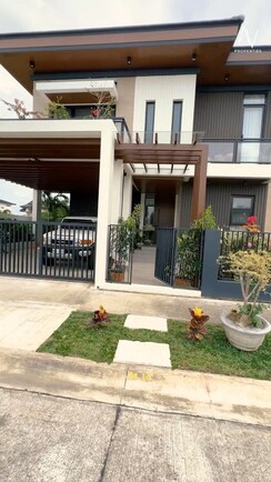 4 BHK + Pooja Room Villa For Sale in Drm Recedancy