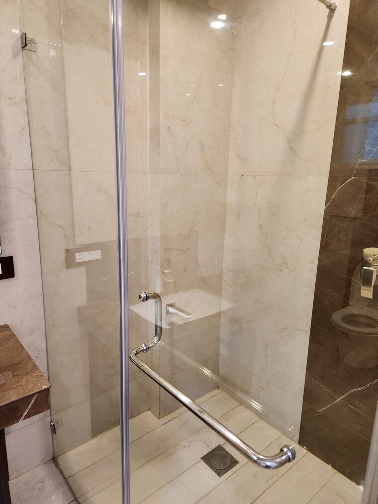 Bathroom, redifice-ashton 3 Bedroom 2580 Sq.Ft. Apartment In Frazer Town Bangalore 9688927
