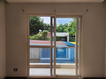 Room in 3 BHK Apartment at Redifice Ashton, Frazer Town – for Rent