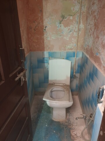 Bathroom in 2 BHK Independent House at Sector 16 – for Rent